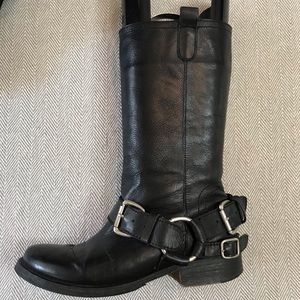 Black funky buckle boots ladies size 7
